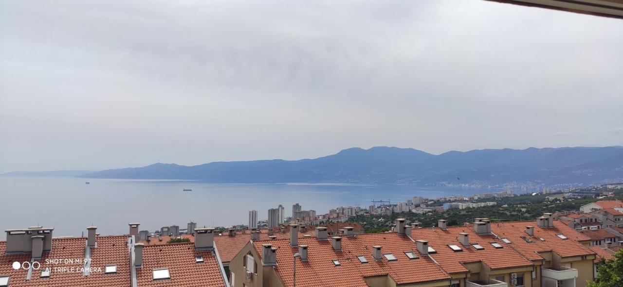 Apartment Karla Rijeka Exterior foto